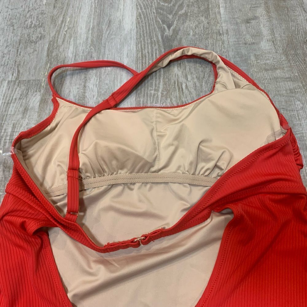 NWT Women's Ribbed Asymmetrical One Shoulder One Piece Swimsuit - Shade … - Picture 8 of 15